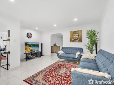 11 Zambesi Road, Seven Hills