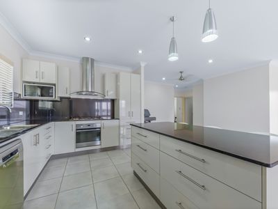 11 Discovery Drive, Flametree