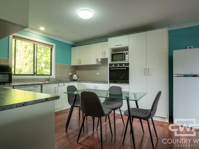 2 Maund Lane, Glen Innes