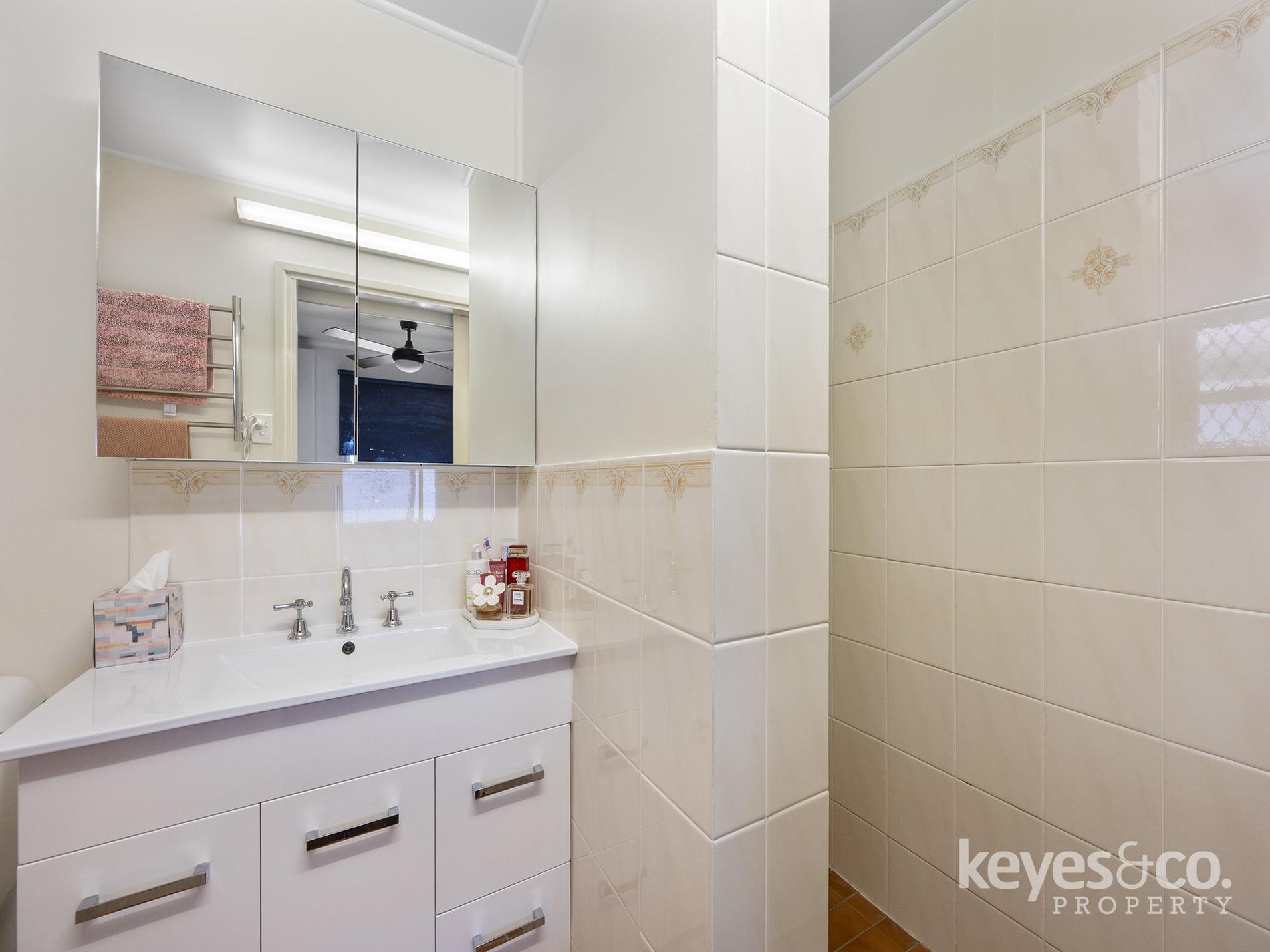 36 Purves Street, Mysterton