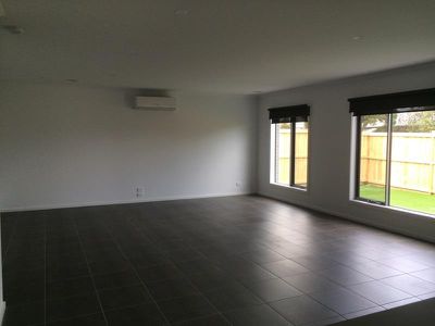 28 Pavo Street, Belmont