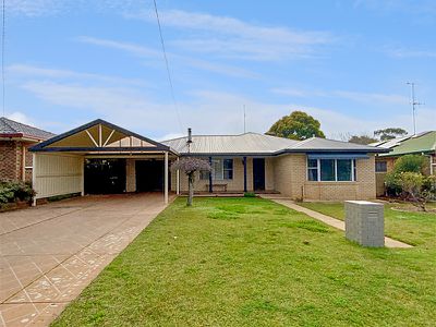 15 Wyndham Avenue, Forbes