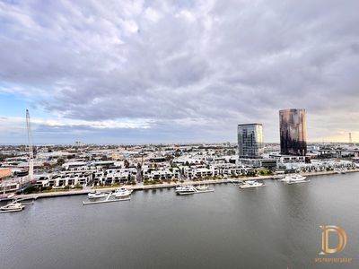 1702 / 915 Collins Street, Docklands