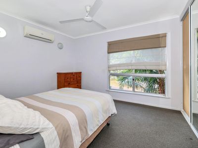 1 / 6 Colley Court, Moulden