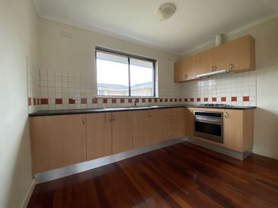 13 / 101 Ballarat Road, Maidstone