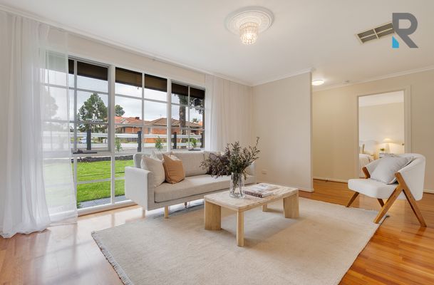 13 Bowman Drive, Mill Park