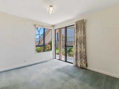 2/67 Castor Bay Road, Castor Bay