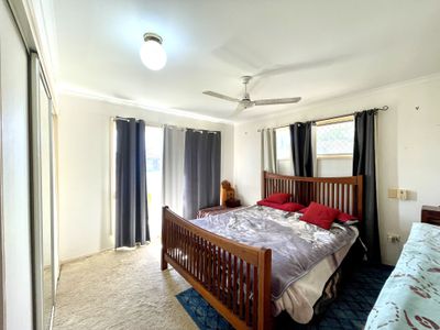 9 Vicki Parade, Torquay