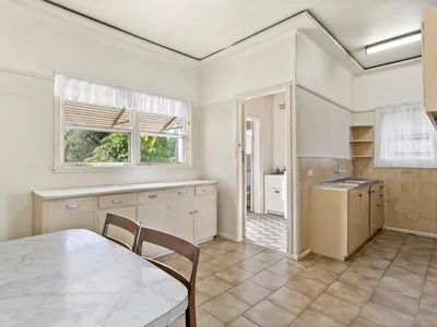 2 Tims Crescent, Guildford