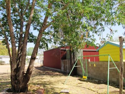109 Falcon street, Longreach