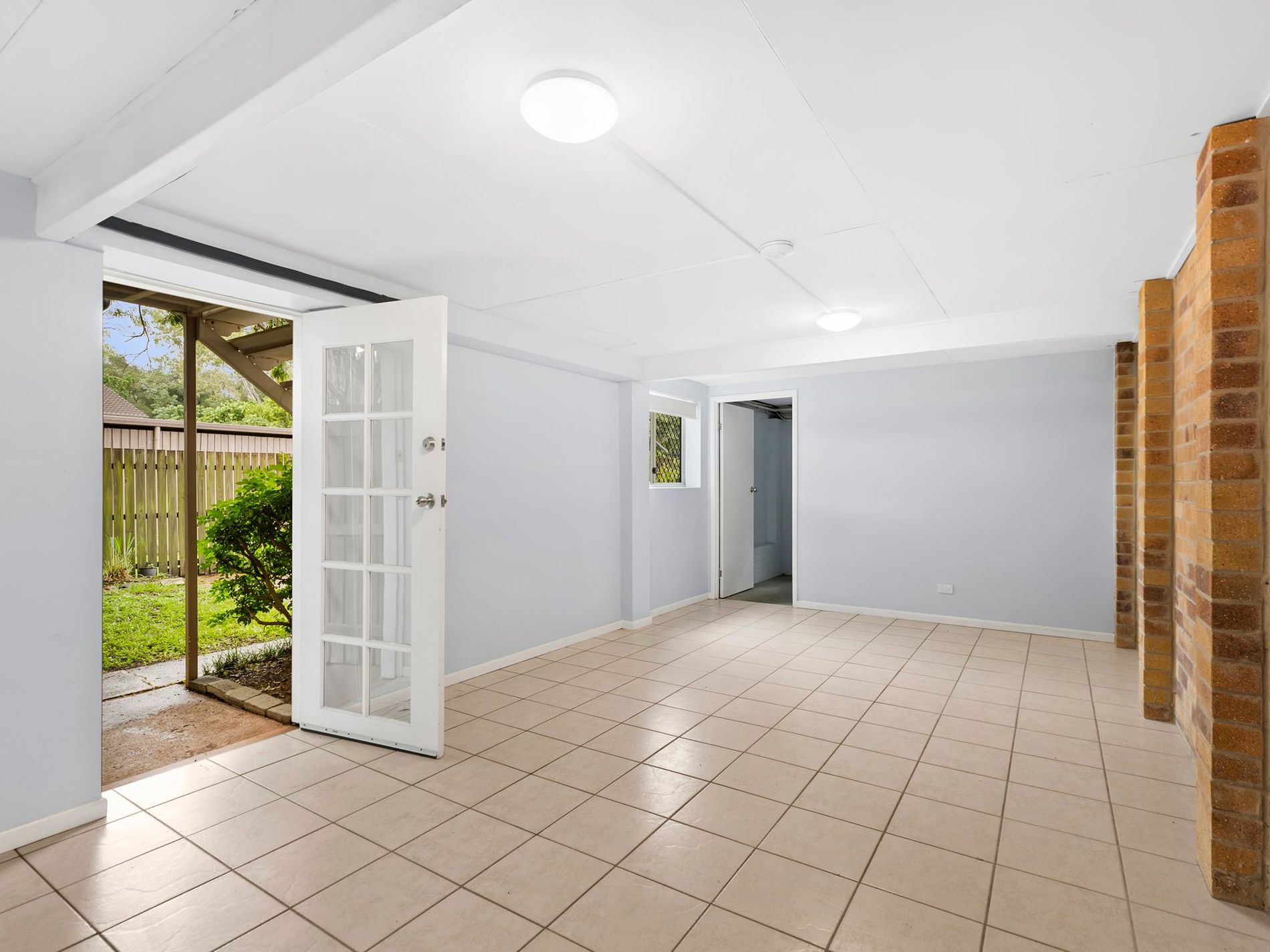 2 / 89 Indooroopilly Road, Taringa