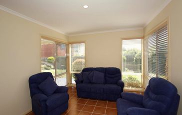 17 Fieldstone Boulevard, Beaconsfield