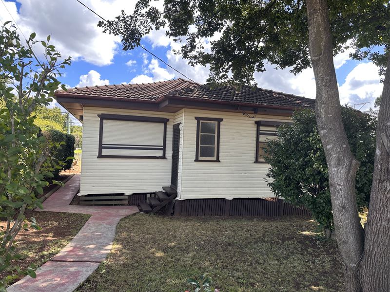 359 Tor Street, Wilsonton