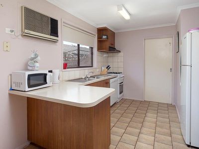 UNIT 1 / 3 FORDE COURT, Wodonga