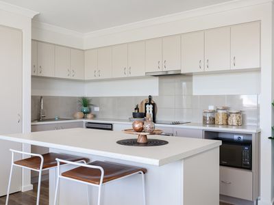 9 / 28 Pollard Street, Glendalough