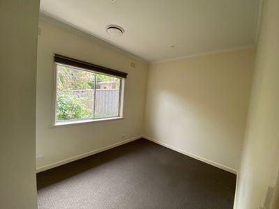 16 Borlase Street, Yallambie