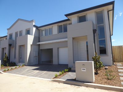 37 Highland, Macquarie Links