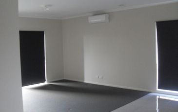 8 Brownfield Drive, Officer
