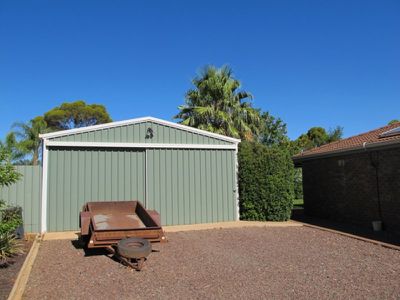 2 Trythall Place, Hannans