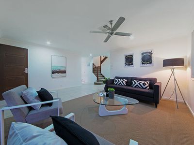 9 Higgs Circuit, Wynnum West
