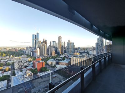 2511 / 555 Swanston Street, Carlton