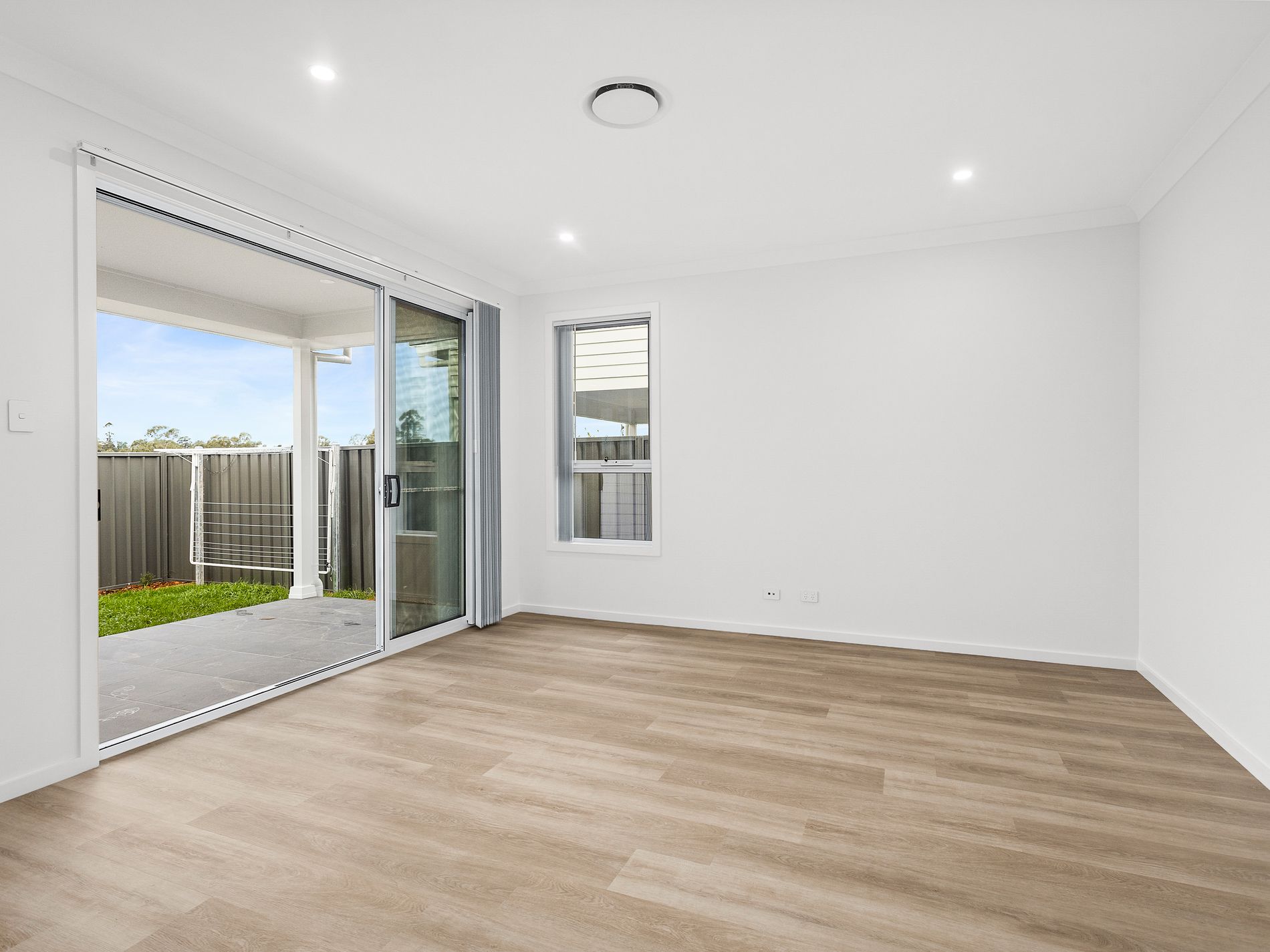 54 Greenview Drive, Horsley