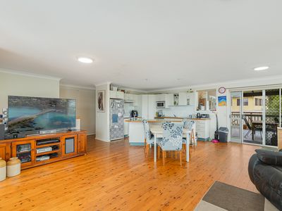 17 John Reilly Street, Dalmeny