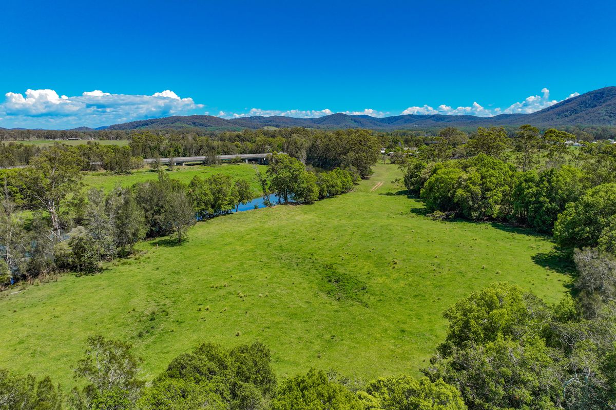 14180 Pacific Highway, Nabiac