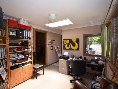 12 Lakeside Avenue, Mount Beauty