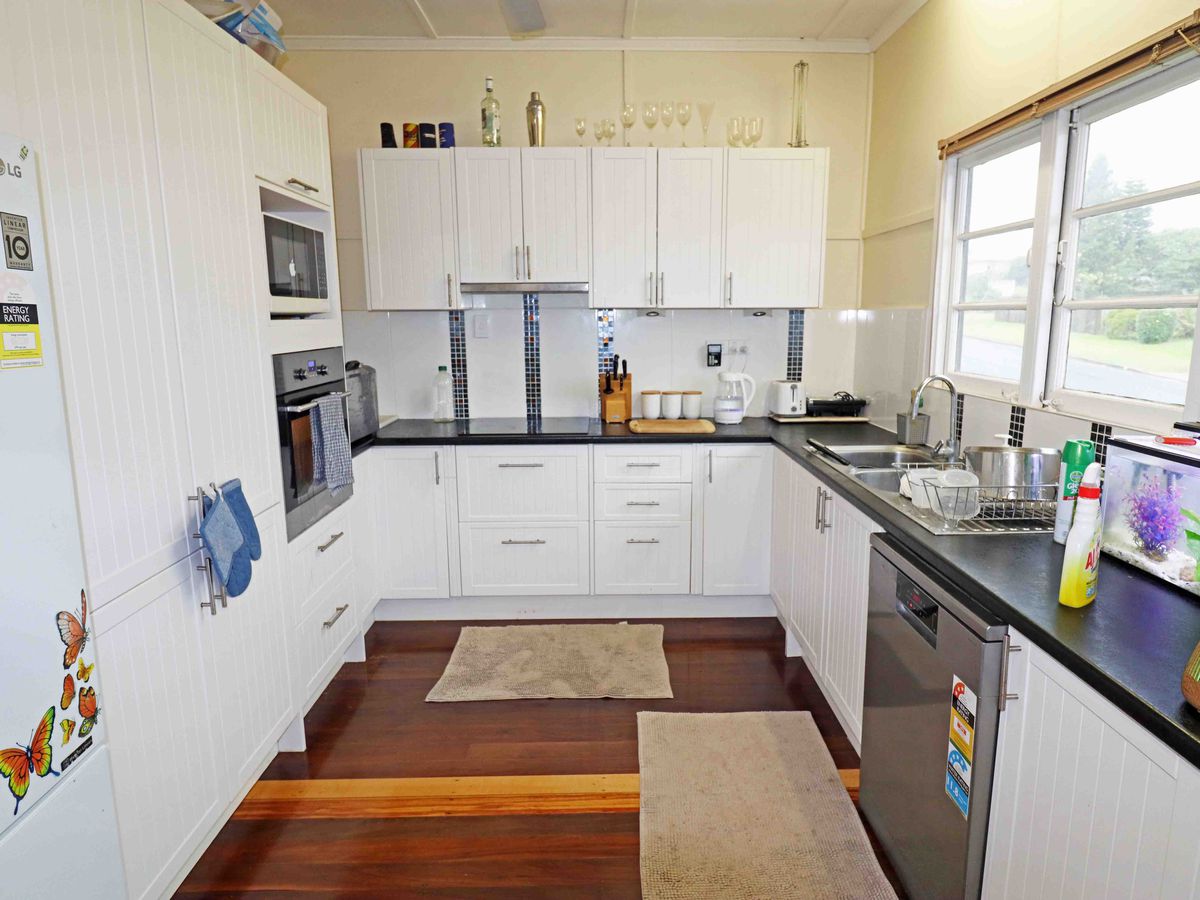 26 Gray Street, Atherton