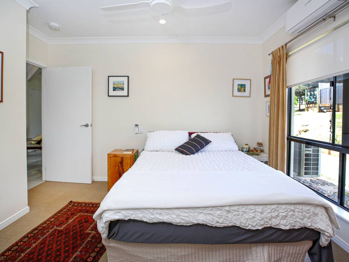 18 Barrine Road, Yungaburra