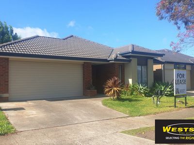 9 McCubbin Way, Caroline Springs