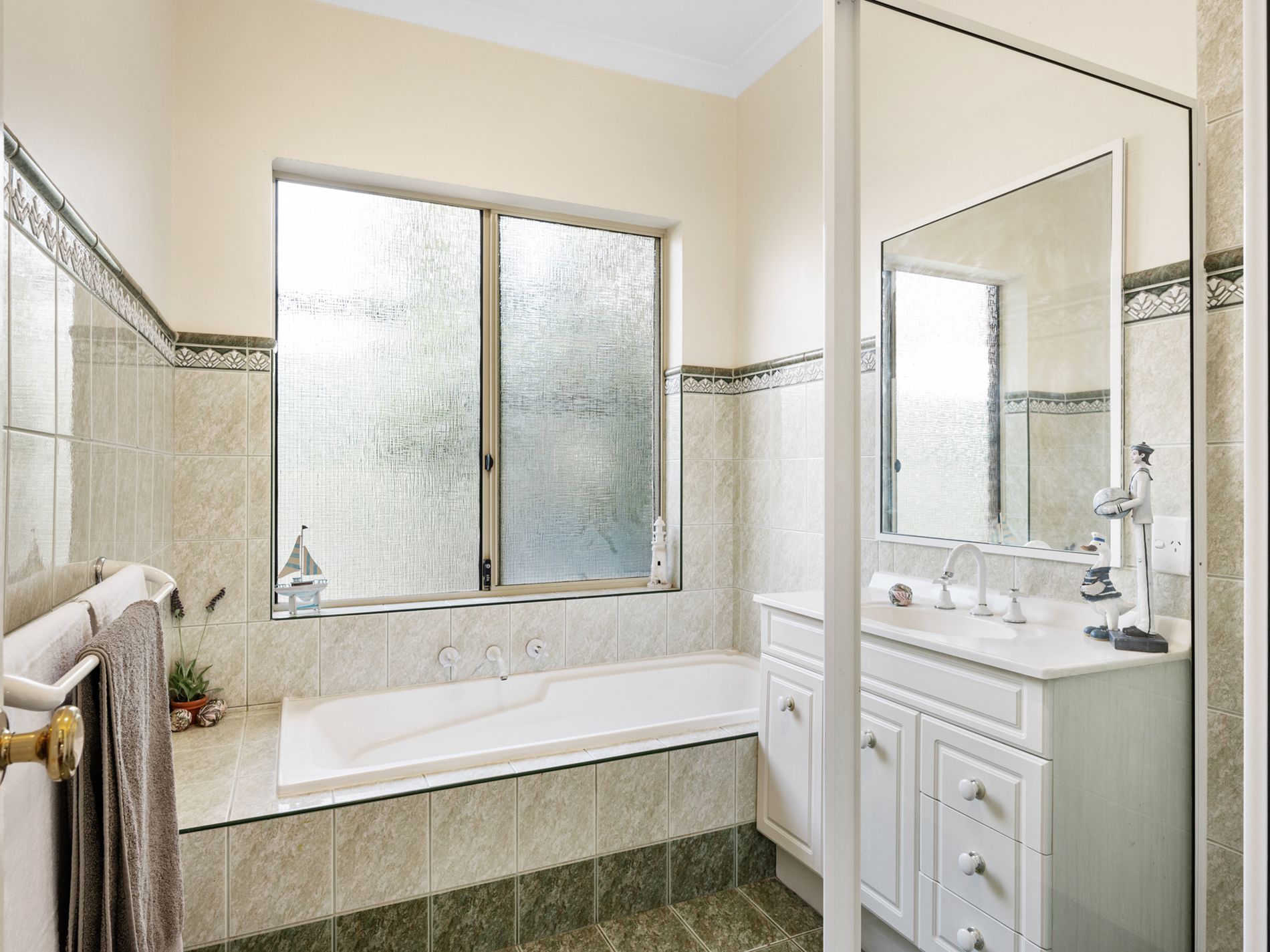 3 Fairlie Way, Broadwood