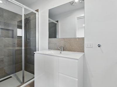 2 / 26 Deavan Drive, Shorewell Park