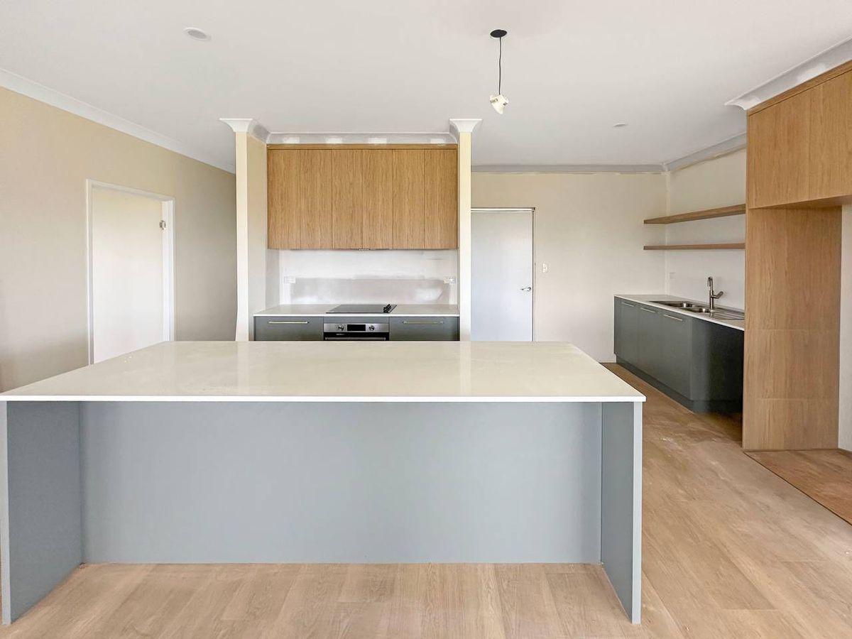 15 Waller Street, Atherton
