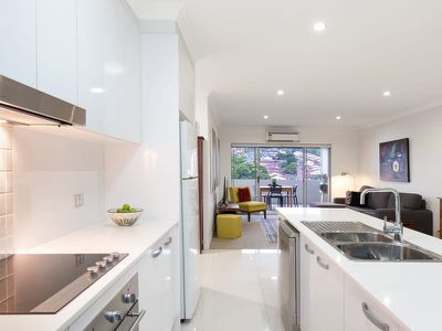 3 / 1241 Logan Road, Mount Gravatt