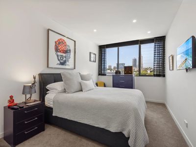 75 / 68 Sir John Young Crescent, Woolloomooloo