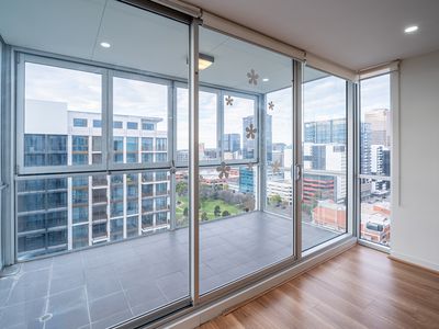1701 / 10 Balfours Way, Adelaide