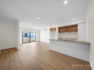 18 Blade Circuit, Fraser Rise