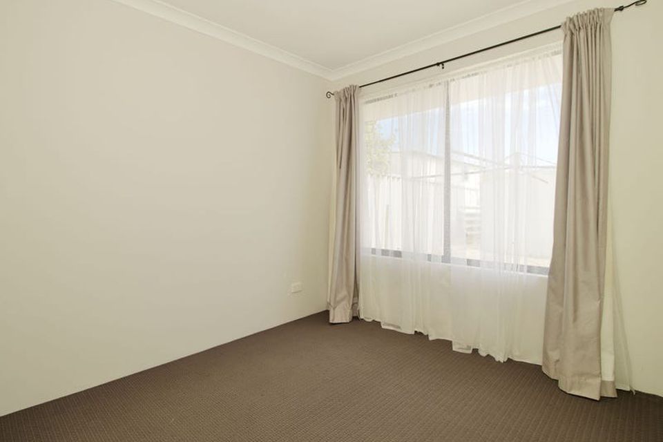 12 Mayflower Close , Port Kennedy