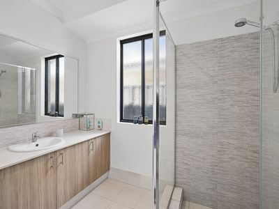 34 Hickman Drive, Piara Waters