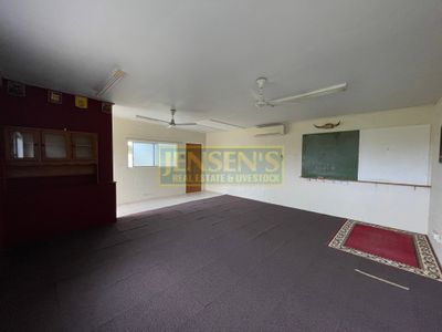 10 Towers Street, Grand Secret