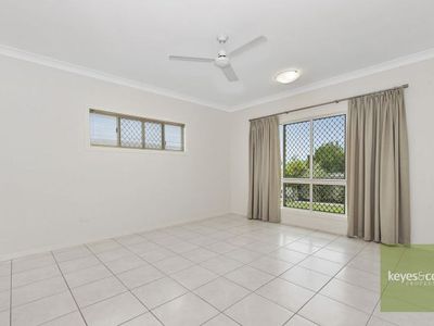25 Minaret Way, Mount Louisa
