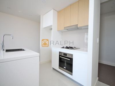 915 / 4 Nipper Street, Homebush