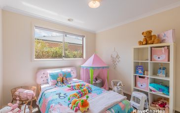 9 Heathcote Grove, Officer