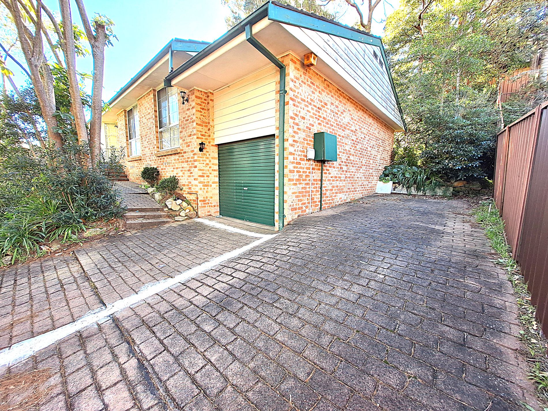 45 Moreton road, Illawong