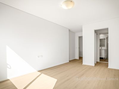 27 / 8 Marlborough Road, Homebush West