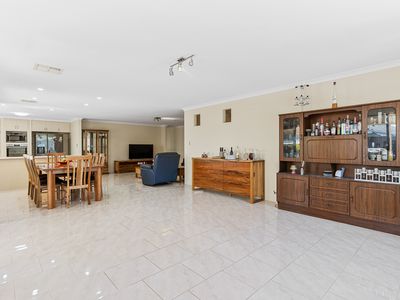 17 Whyalla Circle, Port Kennedy