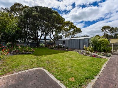 21 Bowering street, Millicent