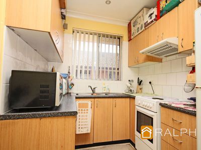 4 / 20 Hampden Road, Lakemba